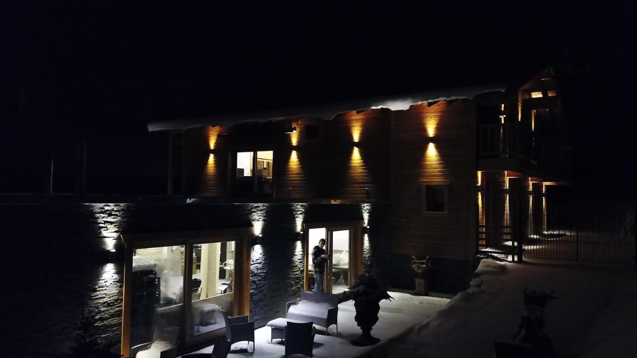 Grône De Blockhut Bed & Breakfast エクステリア 写真